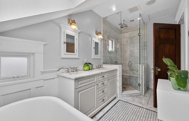 4195 W 15th Avenue Point Grey