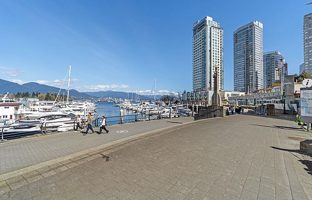 1007 588 Broughton Street Coal Harbour