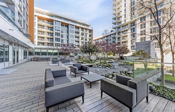 2602 455 SW Marine Drive Marpole