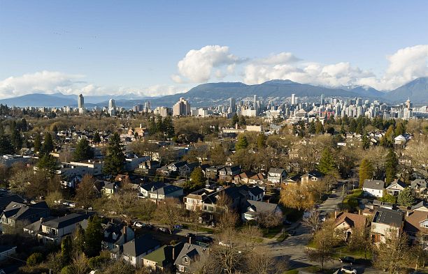 1 421 W 23rd Avenue Cambie