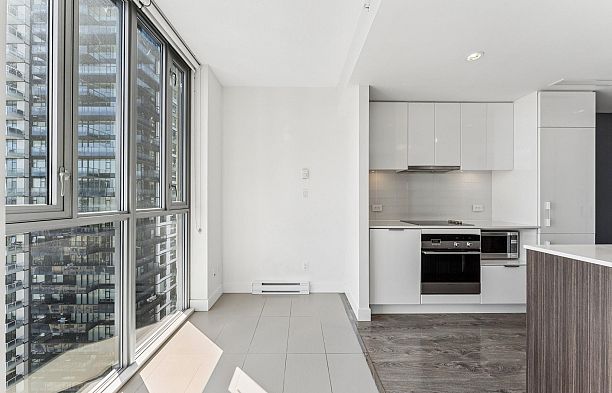 2506 1308 Hornby Street Downtown VW