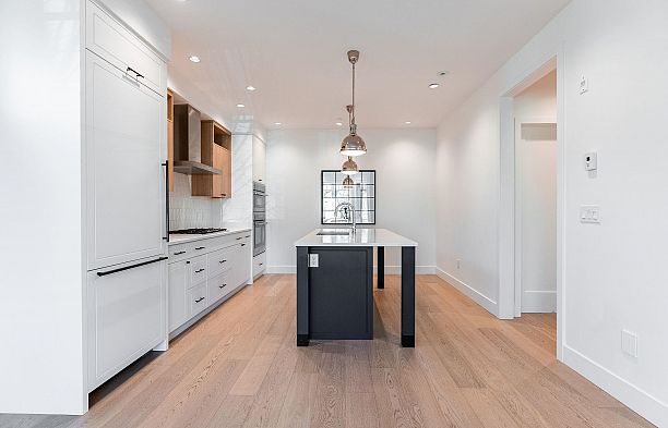 3530 W 43rd Avenue Southlands