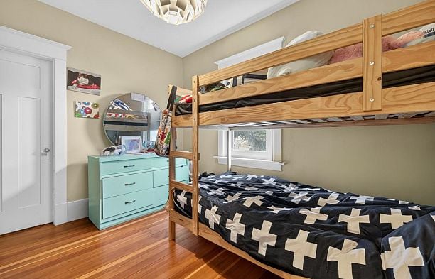 4195 W 15th Avenue Point Grey