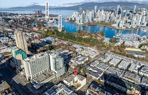 205 2438 Heather Street Fairview VW