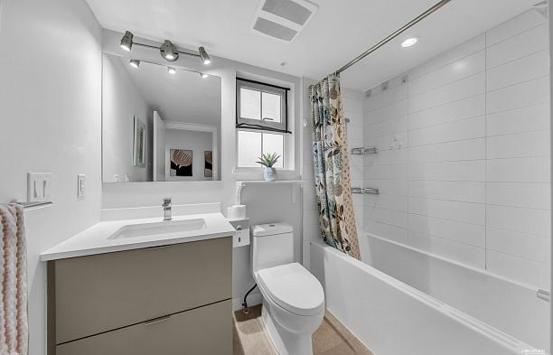 8576 Osler Street Marpole