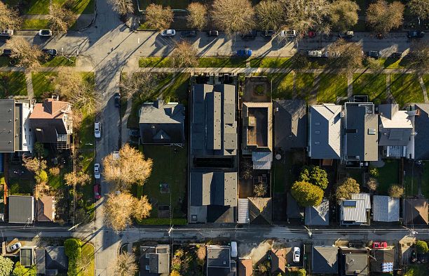 1 421 W 23rd Avenue Cambie