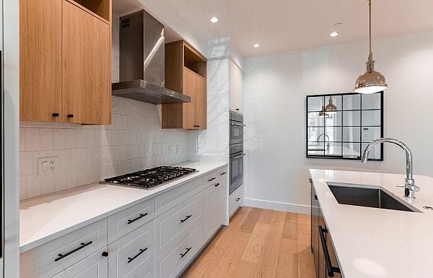 3530 W 43rd Avenue Southlands