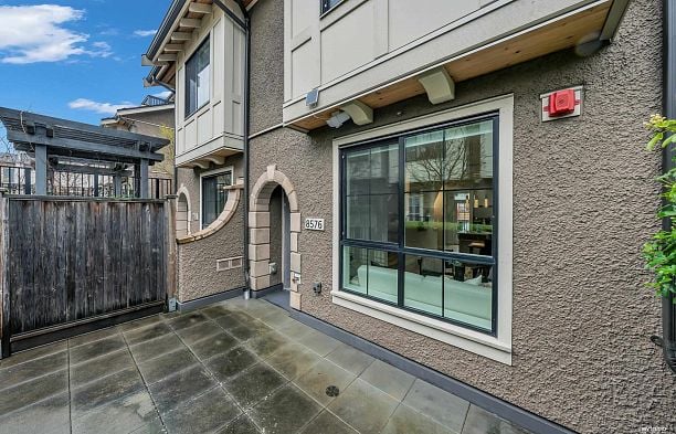 8576 Osler Street Marpole