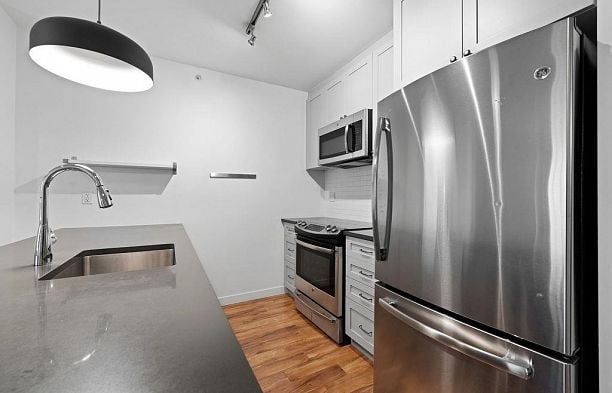 317 289 E 6th Avenue Mount Pleasant VE