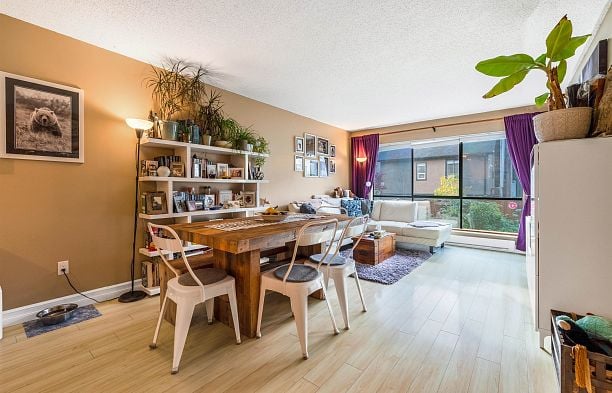 208 808 E 8 Avenue Mount Pleasant VE