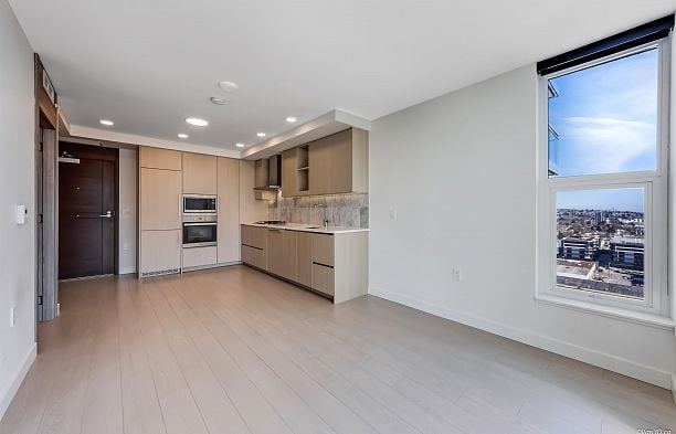 2602 455 SW Marine Drive Marpole