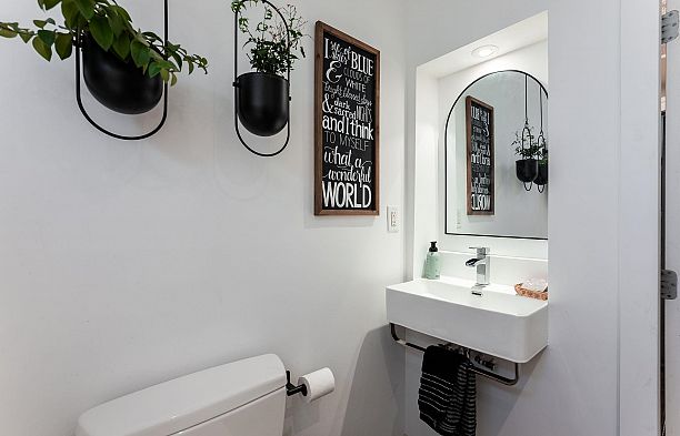 5655 Ontario Street Cambie