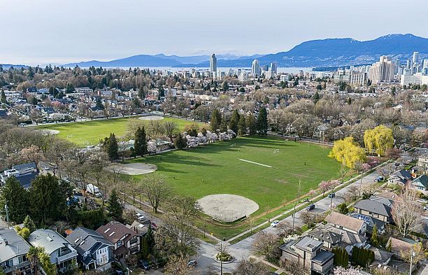 3832 Heather Street Cambie