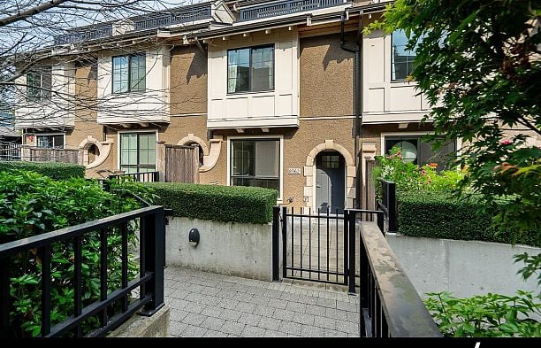 8562 Osler Street Marpole