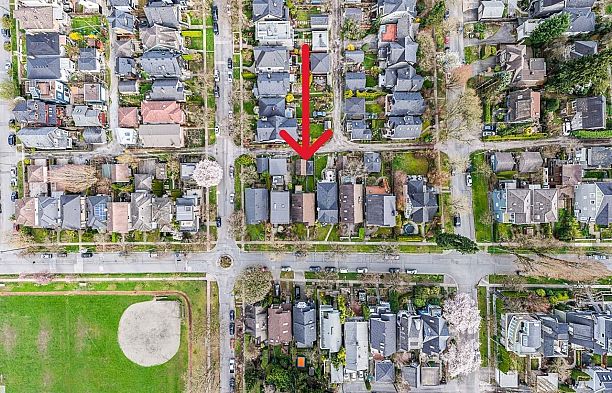 3832 Heather Street Cambie