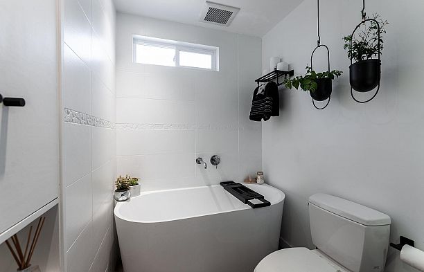 5655 Ontario Street Cambie