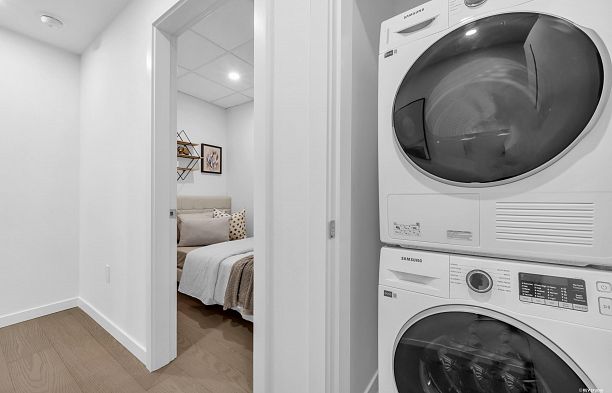 705 8415 Granville Street S.W. Marine