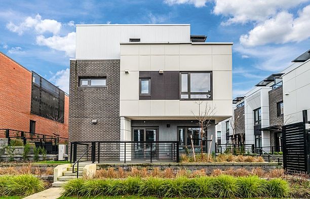 6322 Oak Street Oakridge VW
