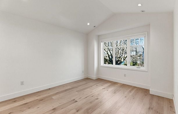 3530 W 43rd Avenue Southlands