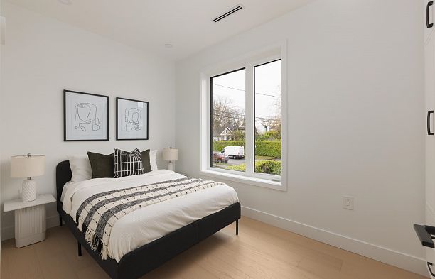 1 421 W 23rd Avenue Cambie