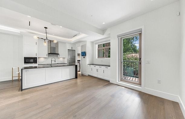 3412 W 43rd Avenue Southlands