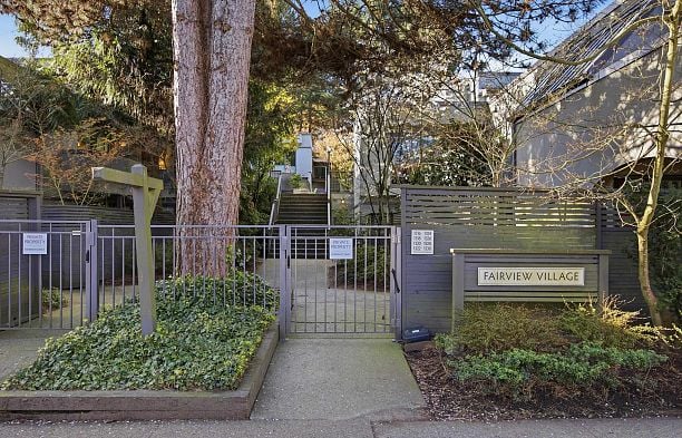 1326 W 7th Avenue Fairview VW