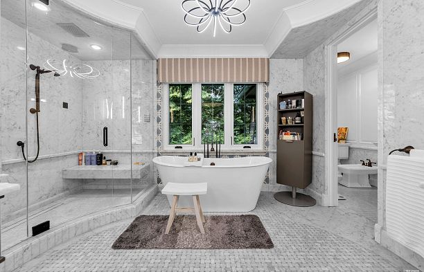 1738 W 38th Avenue Shaughnessy