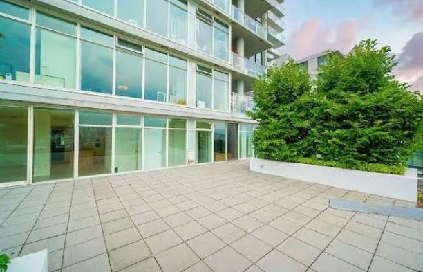 903 2411 Heather Street Fairview VW