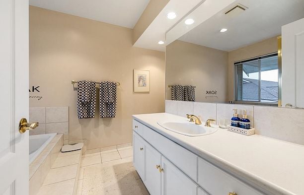 233 Waterleigh Drive Marpole