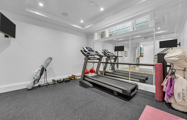 1738 W 38th Avenue Shaughnessy