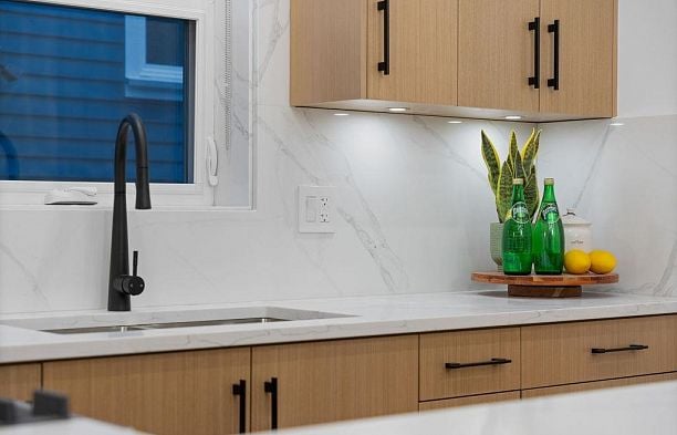 1 1166 E 11th Avenue Mount Pleasant VE