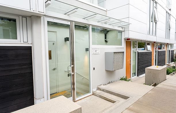 2208 Willow Street Fairview VW