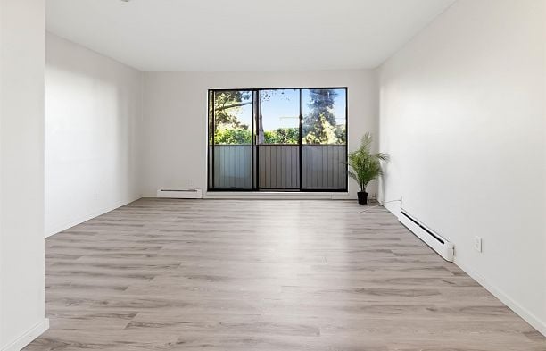 303 1296 W 70th Avenue Marpole