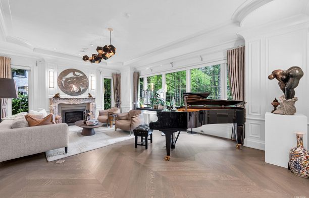 1738 W 38th Avenue Shaughnessy