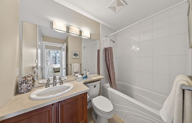 613 4685 Valley Drive Quilchena