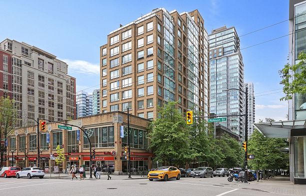 905 822 Homer Street Downtown VW