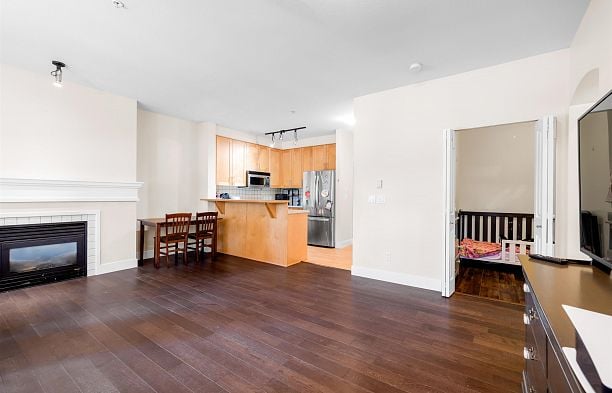 1217 4655 Valley Drive Quilchena