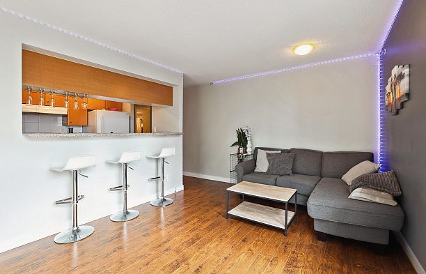 905 822 Homer Street Downtown VW