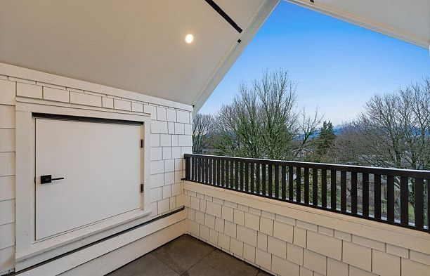 1 1166 E 11th Avenue Mount Pleasant VE