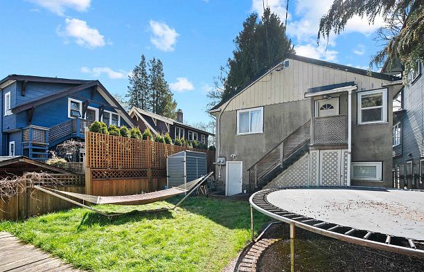 905 W 23 Avenue Cambie