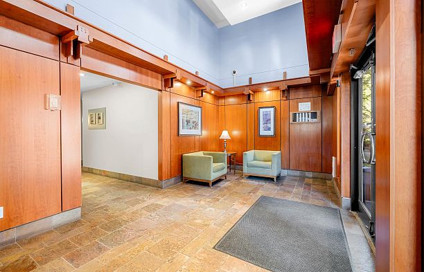 1217 4655 Valley Drive Quilchena