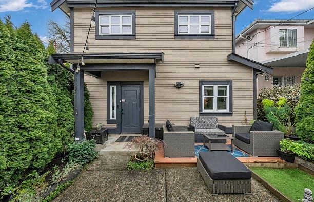 723 E 12th Avenue Mount Pleasant VE