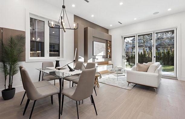 1 847 E 10 Avenue Mount Pleasant VE