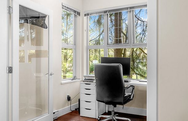 1217 4655 Valley Drive Quilchena