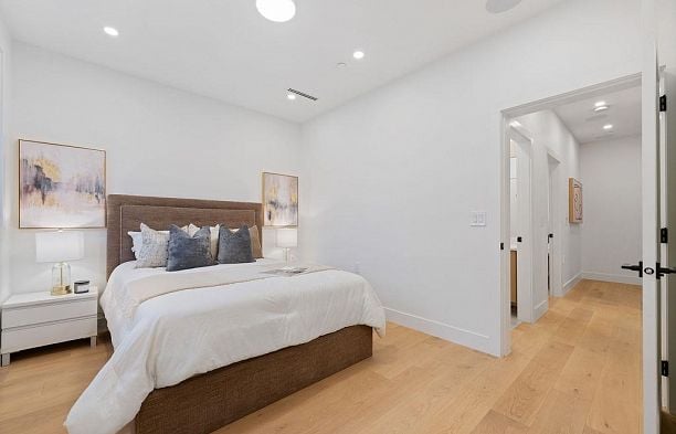 1 1166 E 11th Avenue Mount Pleasant VE