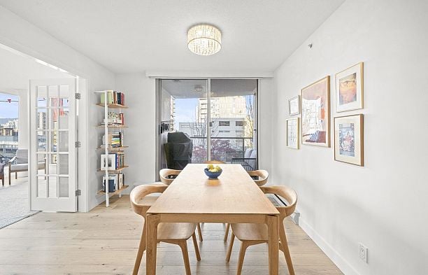 303 1633 West 8th Avenue Fairview VW