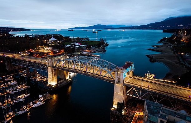 3404 1335 Howe Street Downtown VW