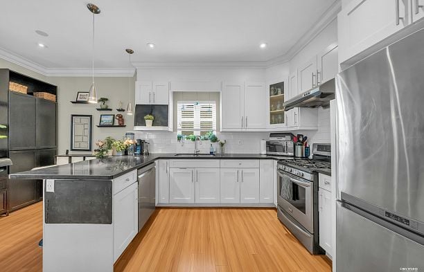 723 E 12th Avenue Mount Pleasant VE