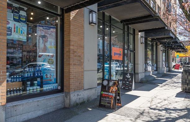 208 205 E 10th Avenue Mount Pleasant VE