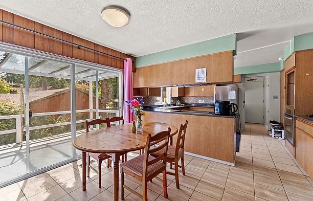 4330 Salish Drive University VW